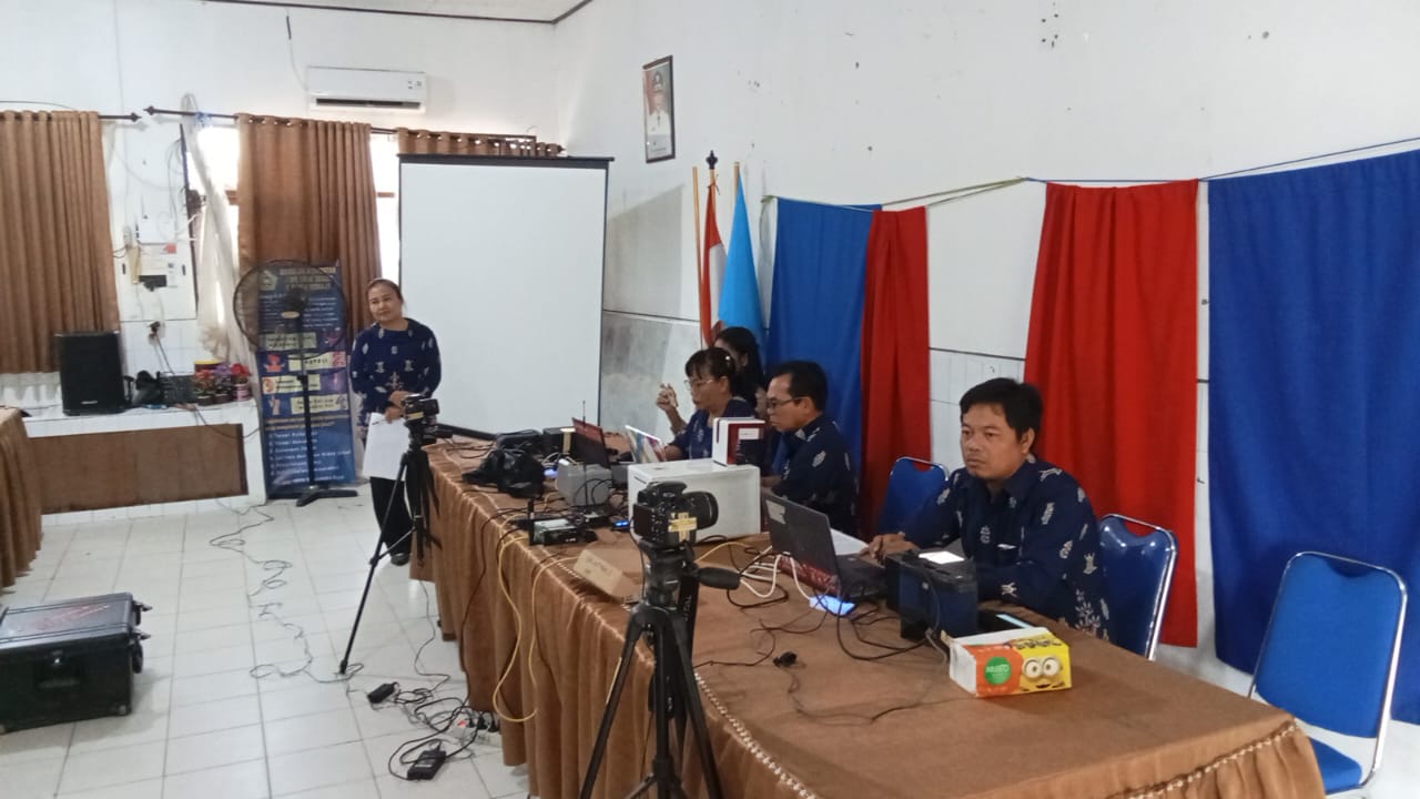 PELAYANAN JEMPUT BOLA DI SMA N 3 7 SMA N 4 PALANGKARAYA